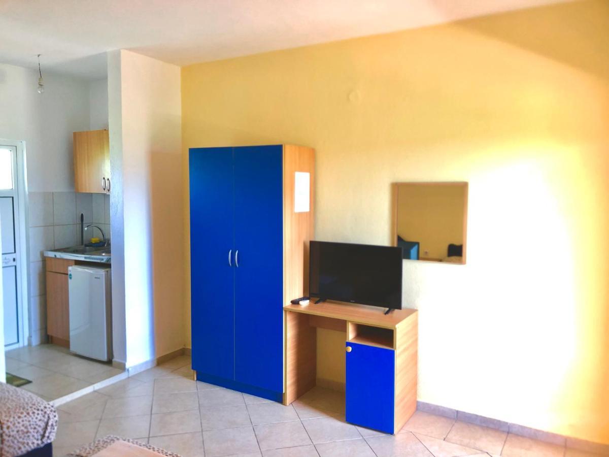 Delfini Holiday Homes Ulcinj Bagian luar foto